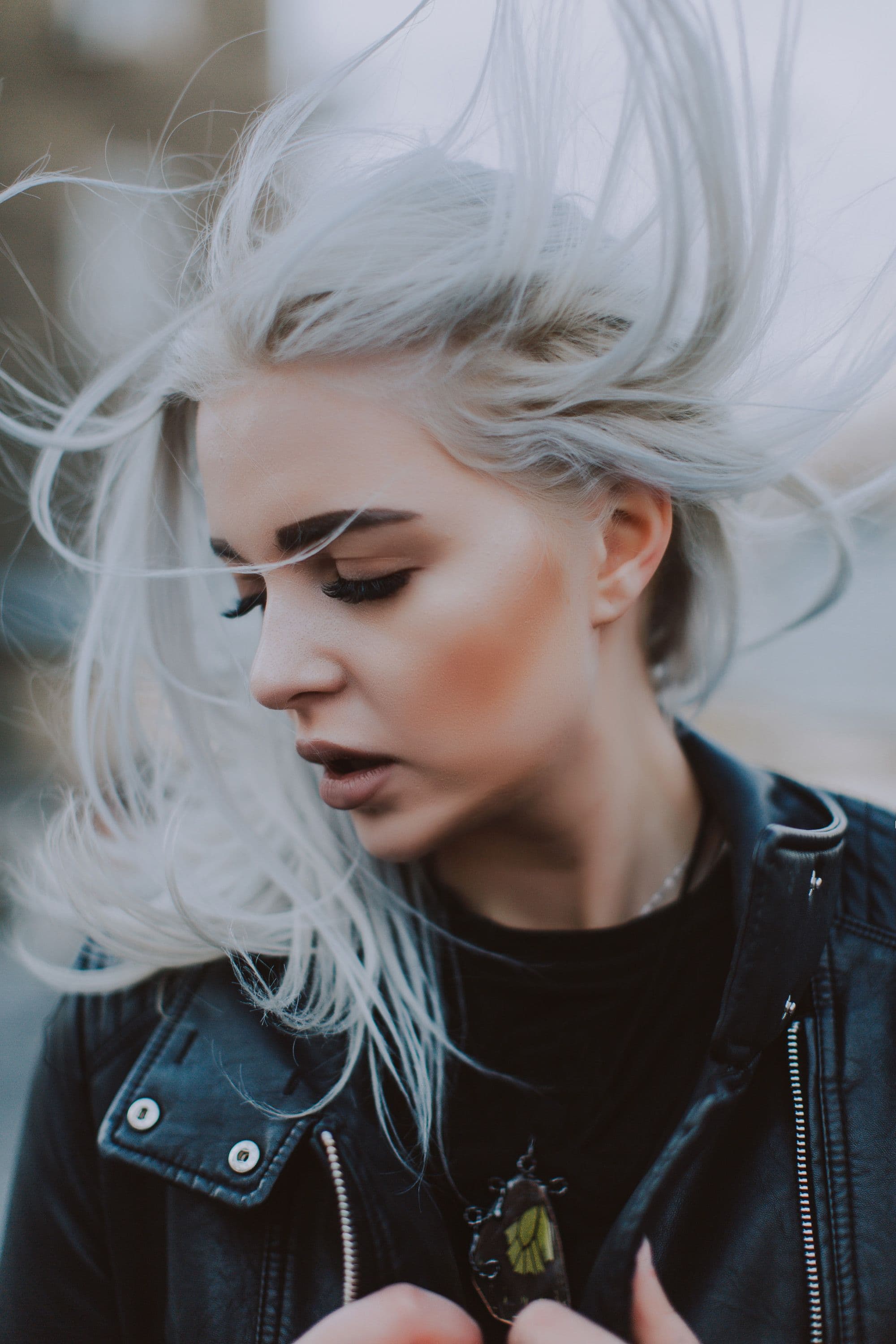 Platinová blond — barvení · odbarvení